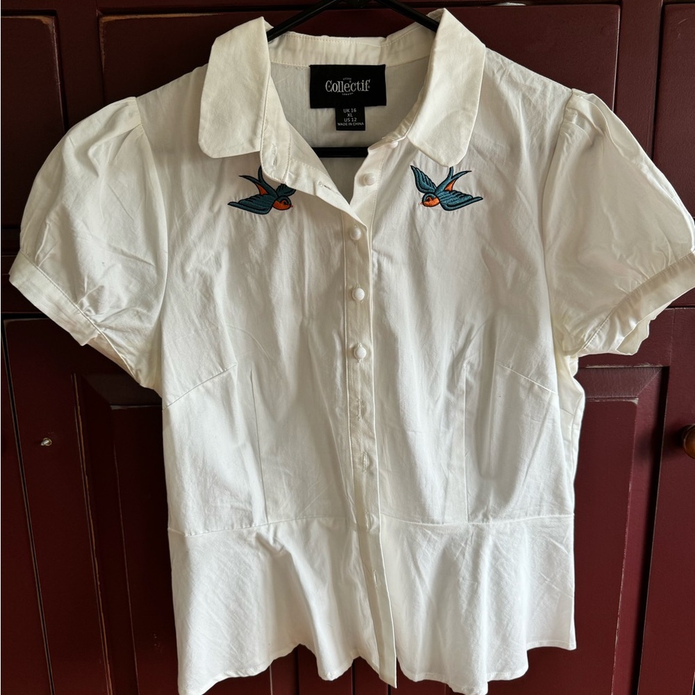 Super cute button down, brand new